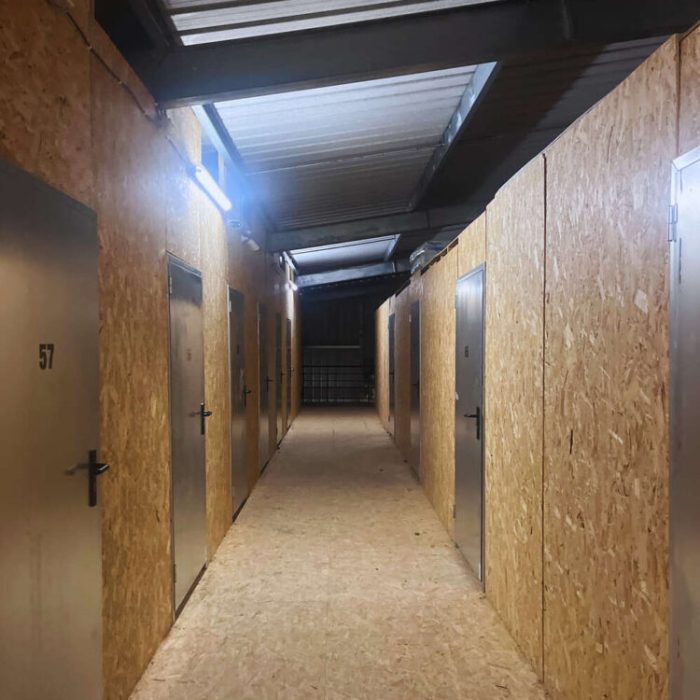 Nos box Couloir premier étage droite